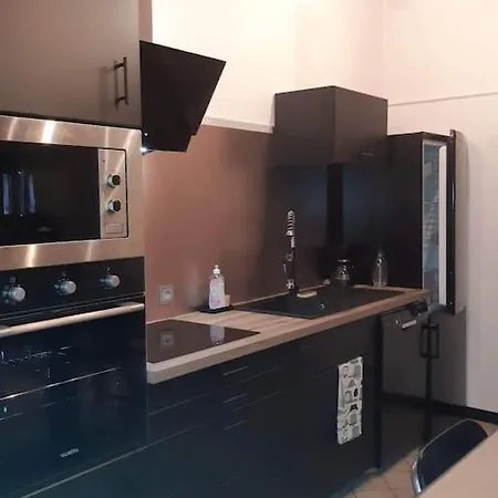 Spacieux Logement Idealement Situe Saint Avre la Chambre Exterior foto