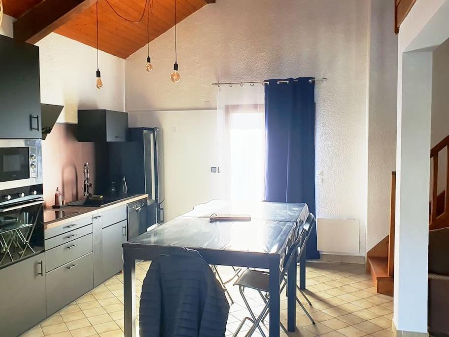 Spacieux Idealement Situe Apartment Saint Avre la Chambre